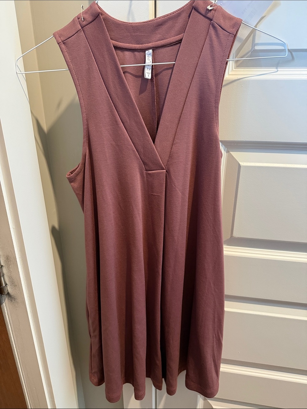 Z Supply Sleeveless V-Neck Tunic in Rosy Mauve
